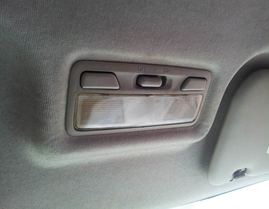 Mitsubishi Shogun Pinin interior-light